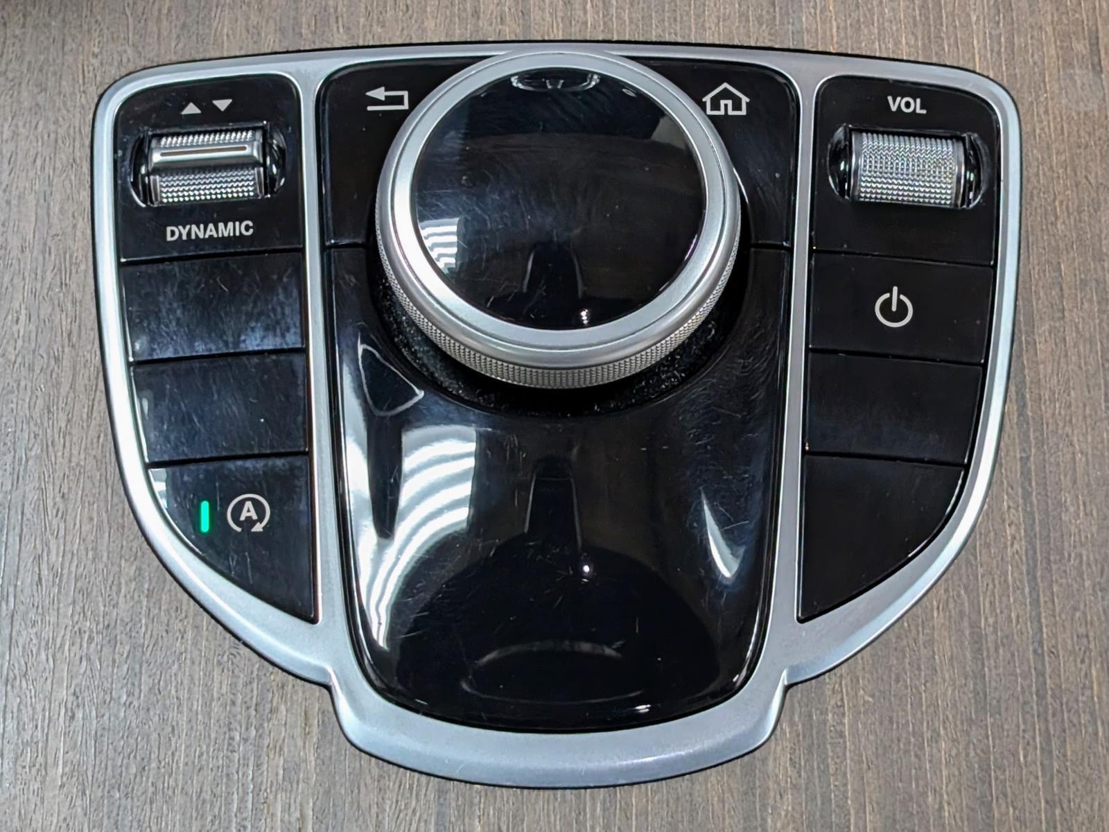 2019 Mercedes Benz C 300 photo 28