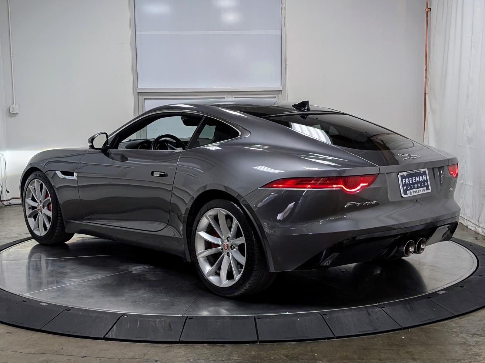 2016 Jaguar F-TYPE S photo 8