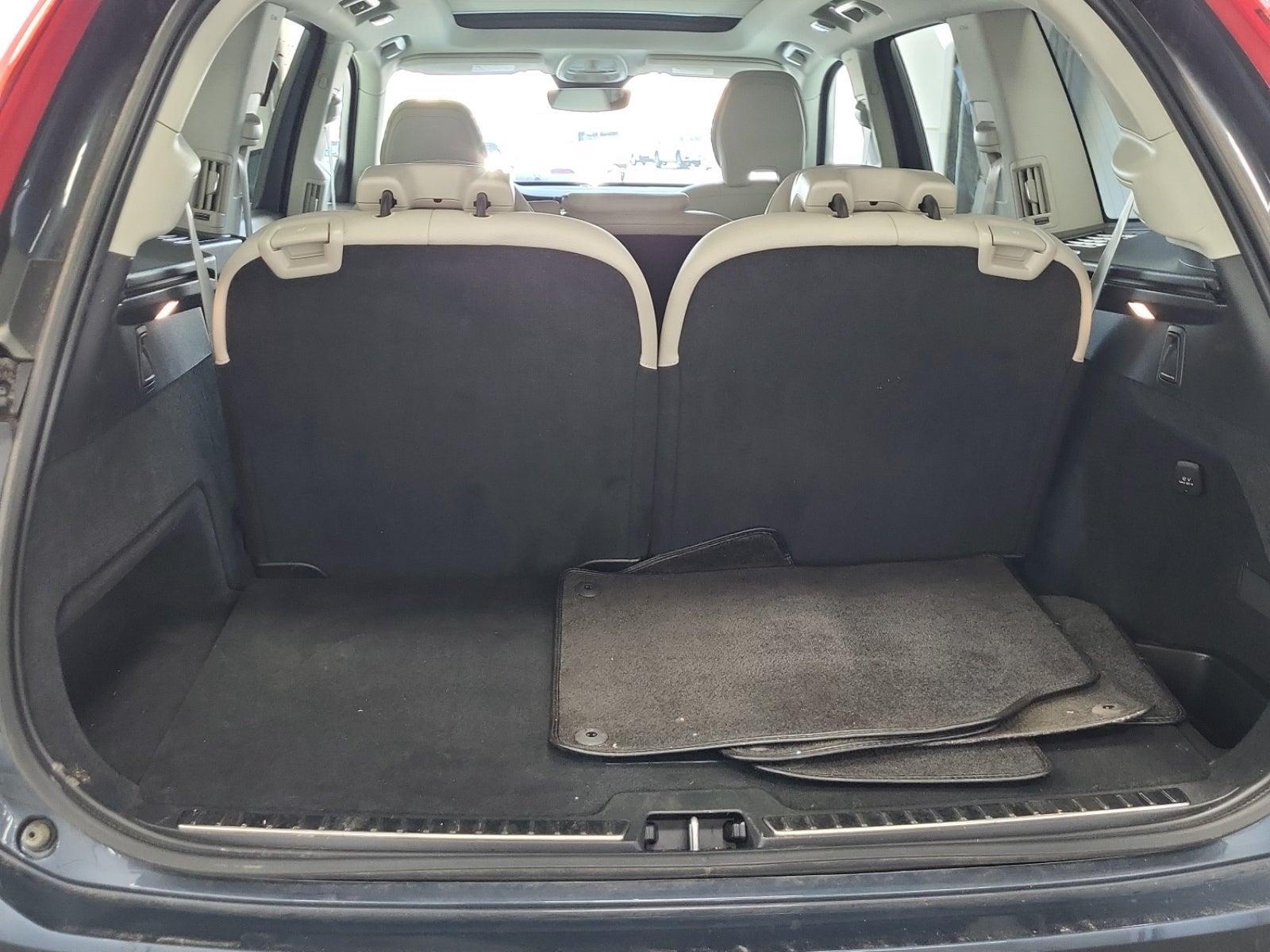 2022 Volvo XC90 Recharge Expression photo 38