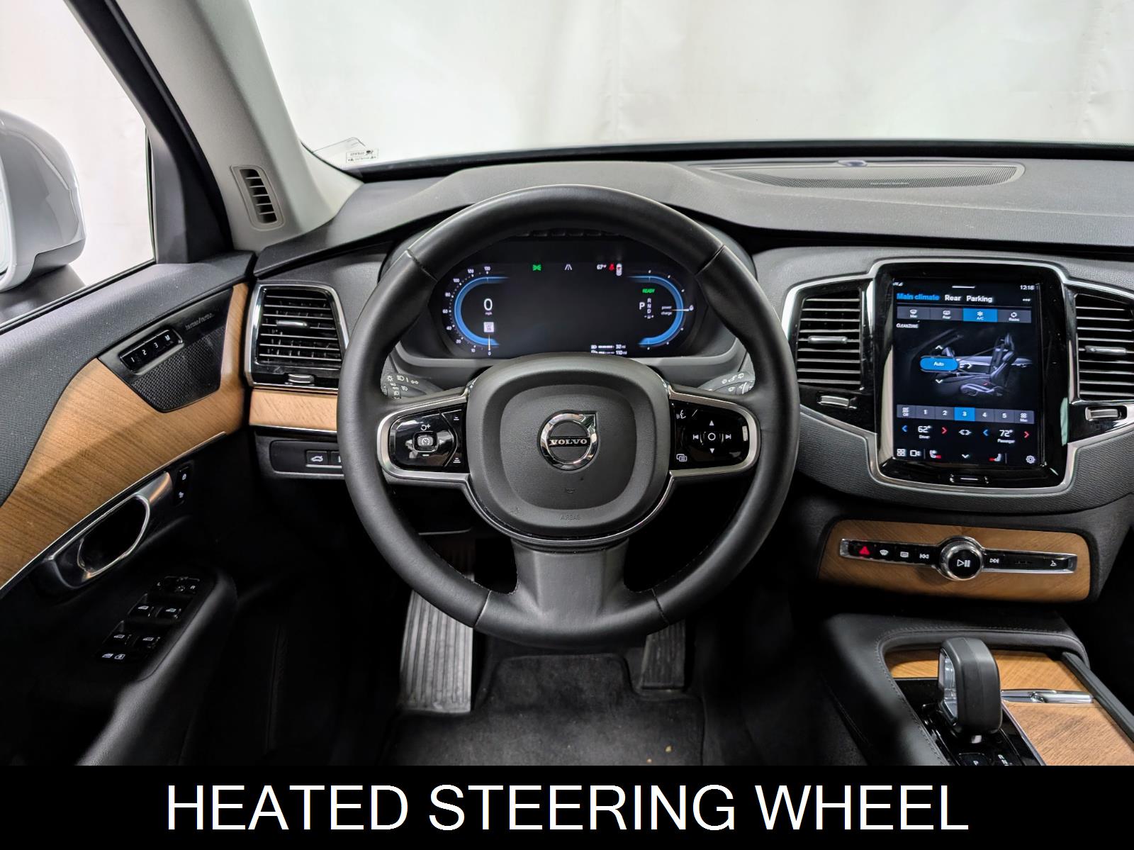 2022 Volvo XC90 Recharge Expression photo 41