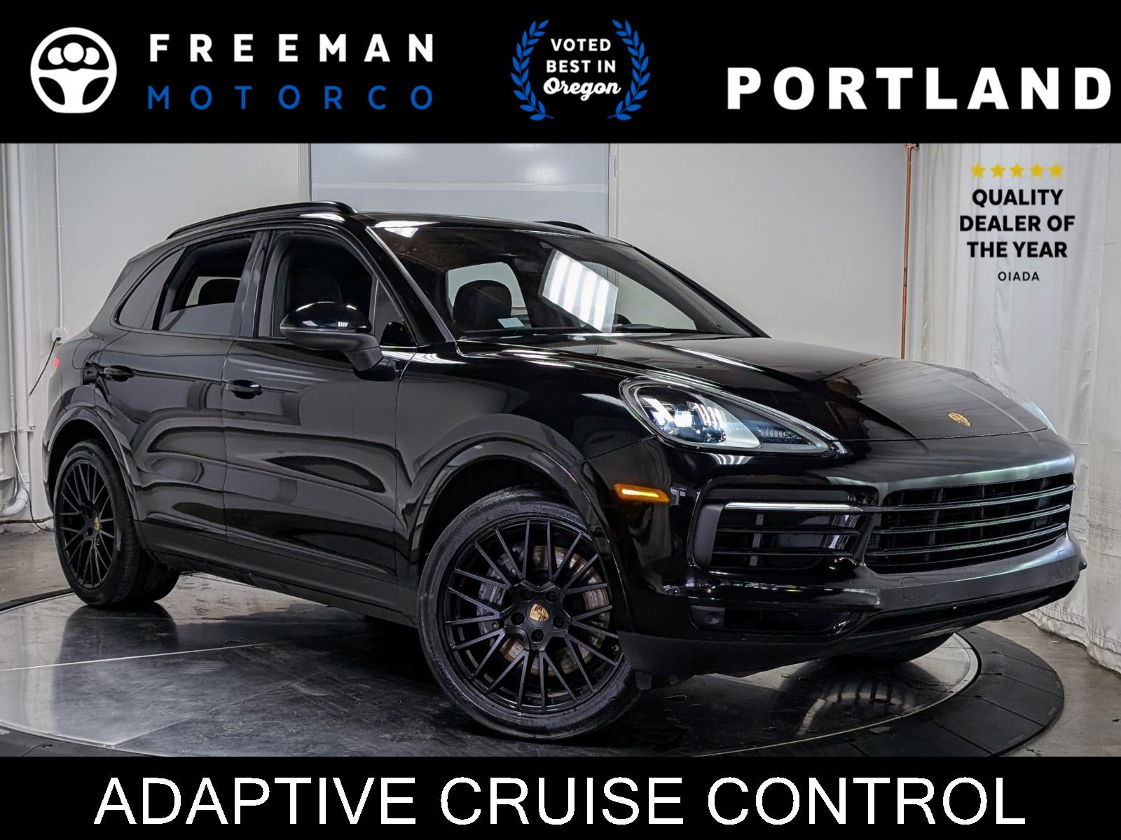 2022 Porsche Cayenne Base's photo