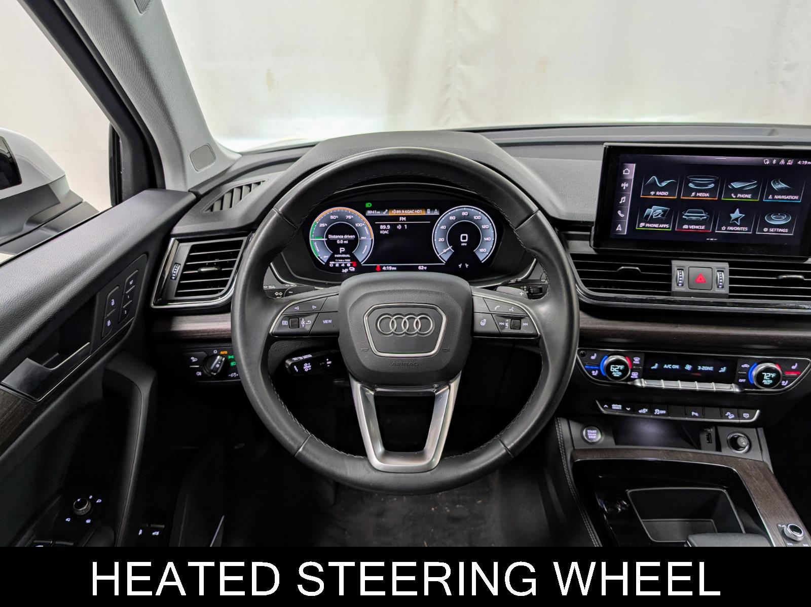 2023 Audi Q5 S line Premium Plus photo 3