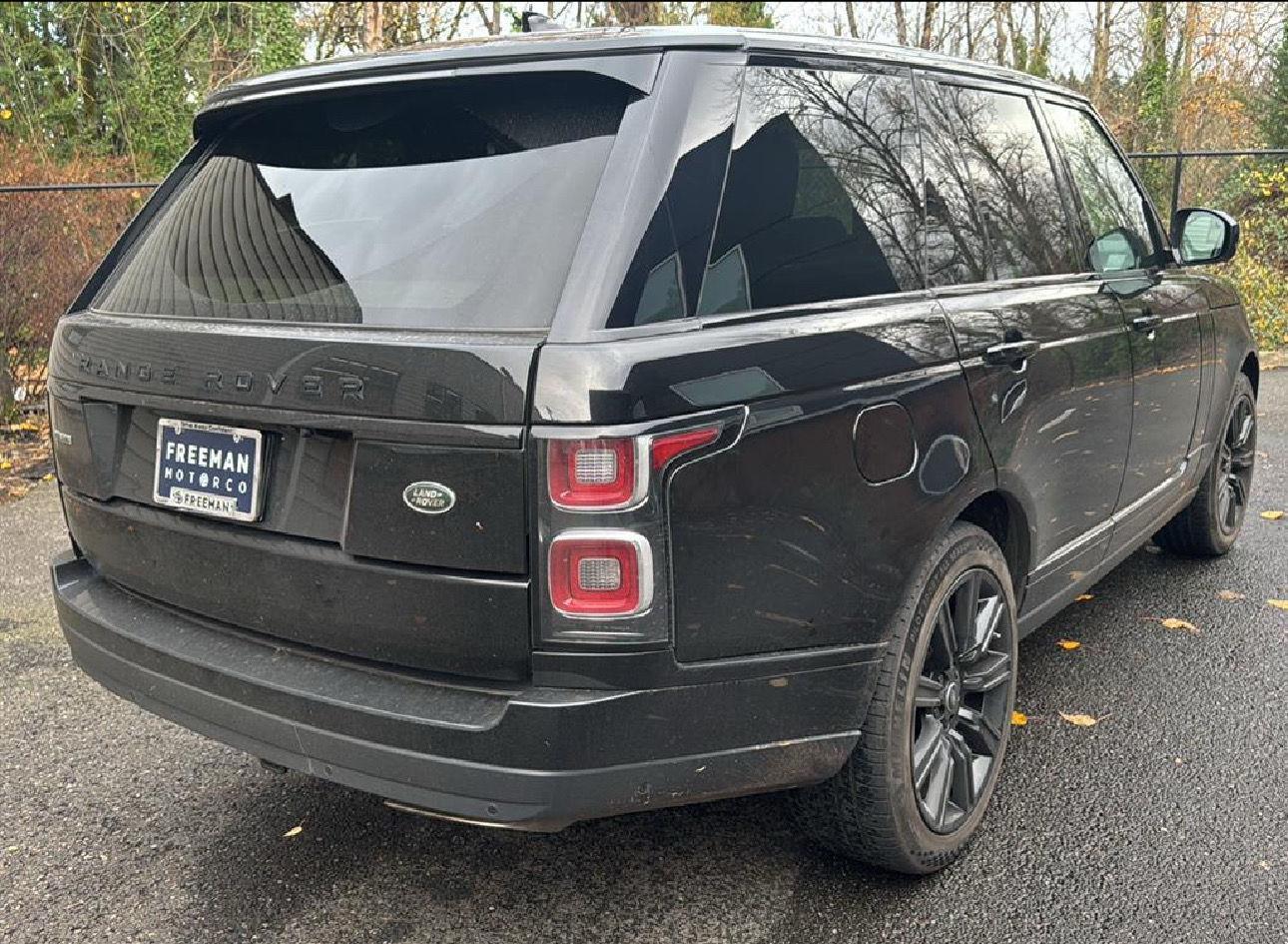 2018 Land Rover Range Rover HSE photo 4