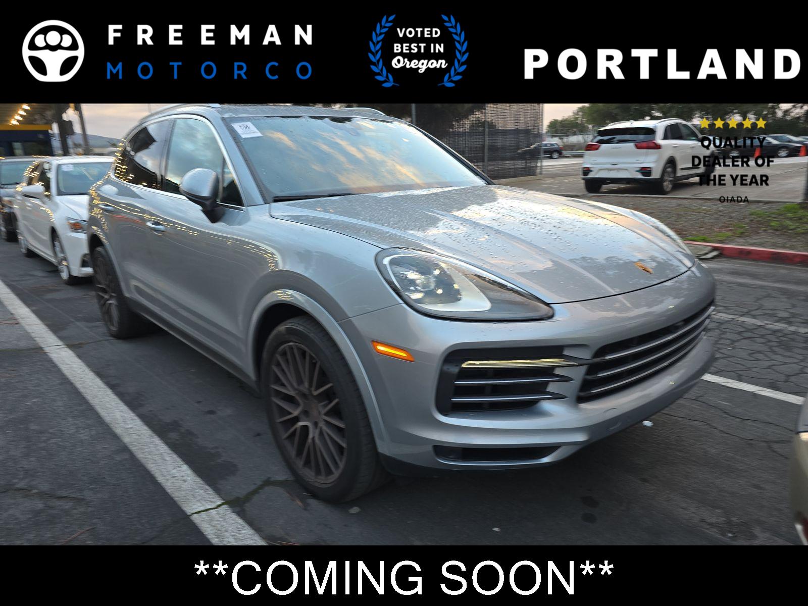2023 Porsche Cayenne Base's photo