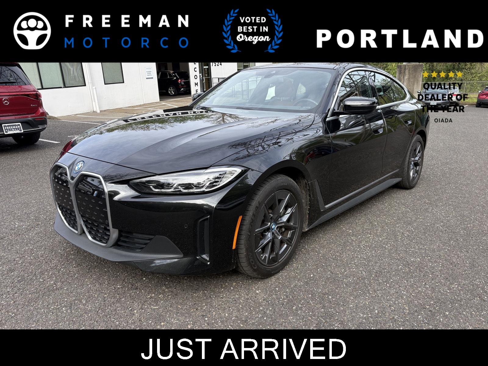 Black Sapphire Metallic 2023 BMW i4 eDrive35 Gran Coupe FWD Sedan Rear-Wheel Drive Automatic