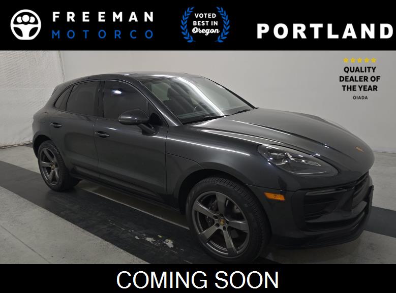 Gray (Volcano Grey Metallic) 2024 Porsche Macan AWD SUV / Crossover All-Wheel Drive Automatic