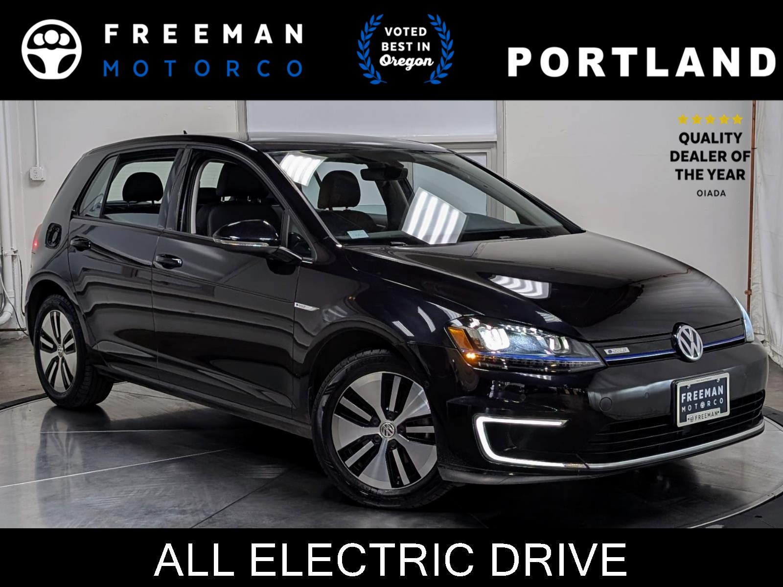Deep Black Pearl 2016 Volkswagen e-Golf SEL Premium Hatchback Front-Wheel Drive Automatic