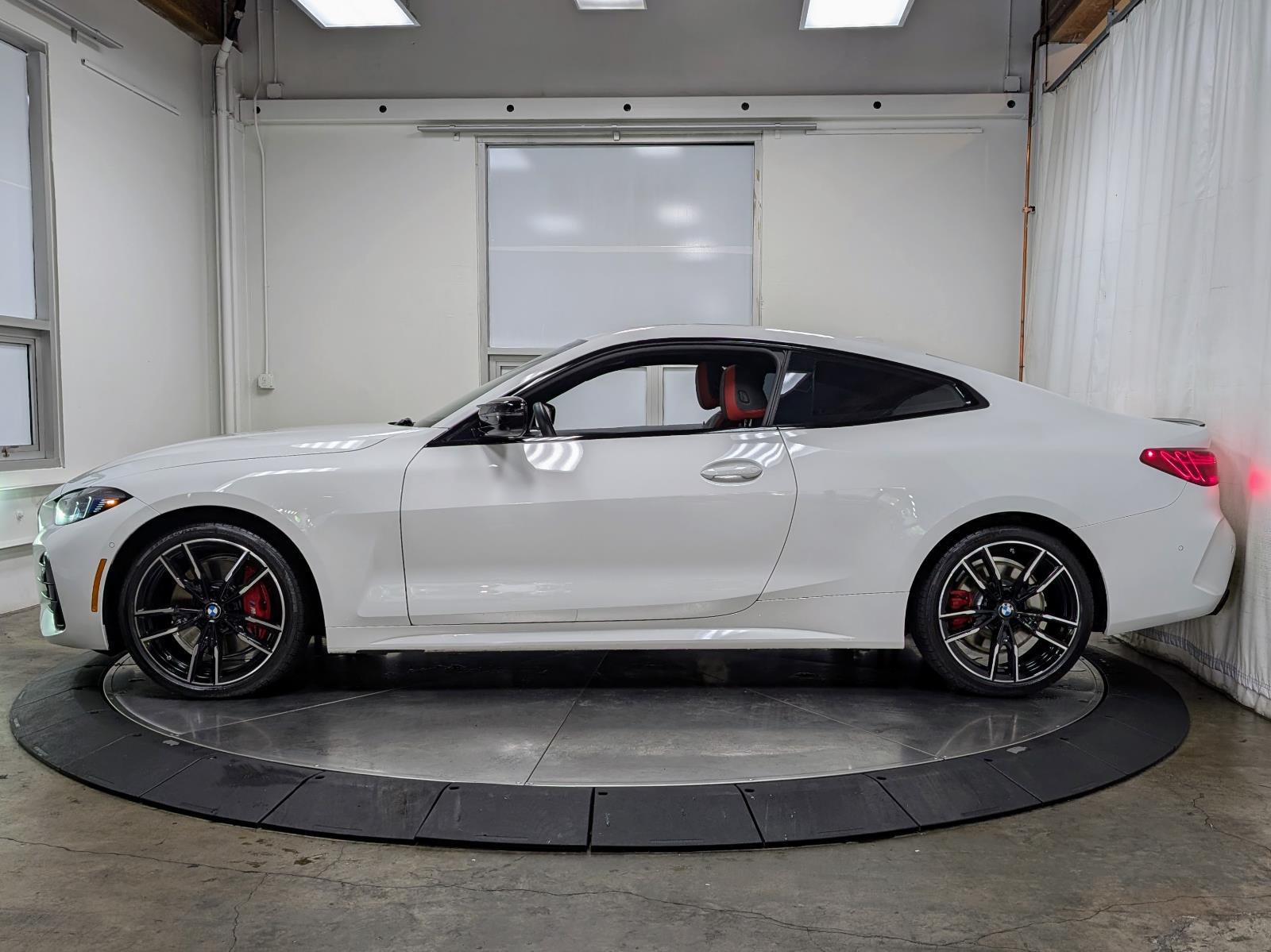 2026 BMW 4 Series M440i - Photo 6
