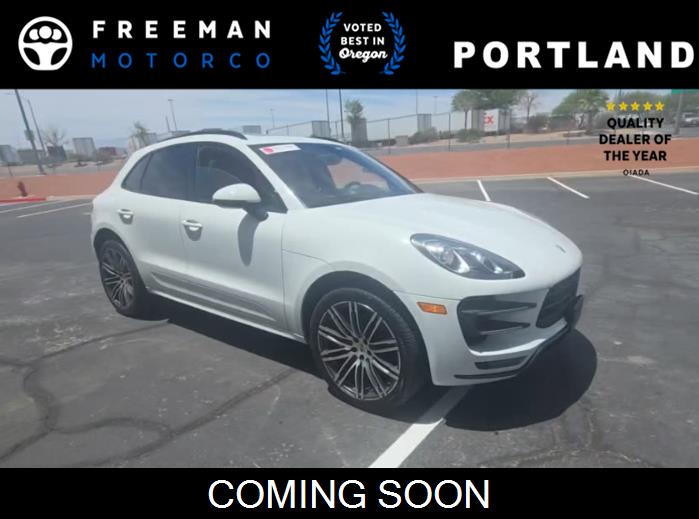 2017 Porsche Macan Turbo's photo