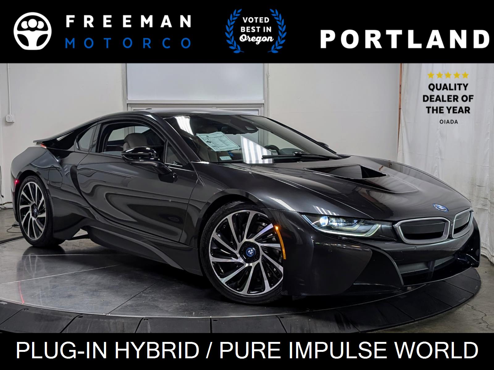 Sophisto Gray Metallic w/Frozen Gray Accent 2015 BMW i8 Coupe All-Wheel Drive Automatic