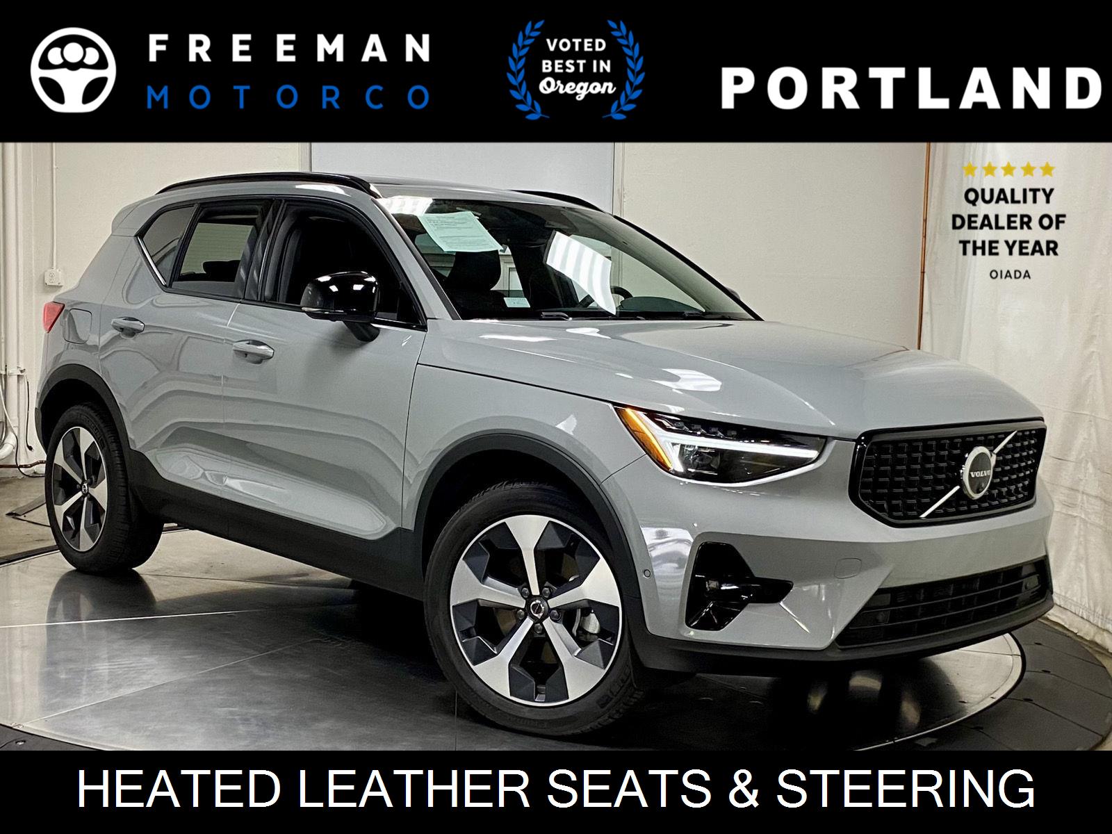 Gray (Vapour Grey Metallic) 2026 Volvo XC40 SUV / Crossover All-Wheel Drive Automatic