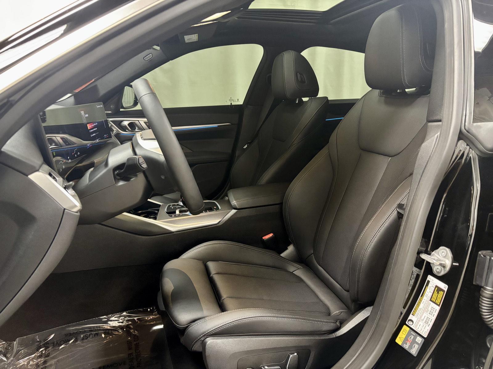 2025 BMW i4 40 - Photo 15