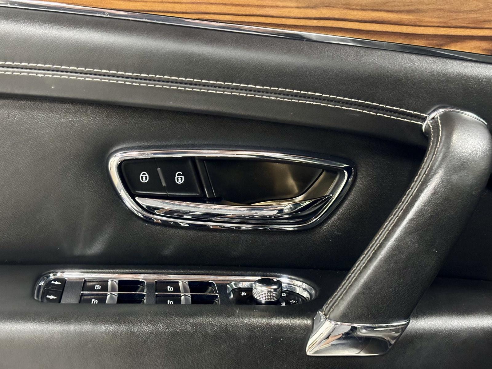 2018 Bentley Bentayga Base - Photo 15