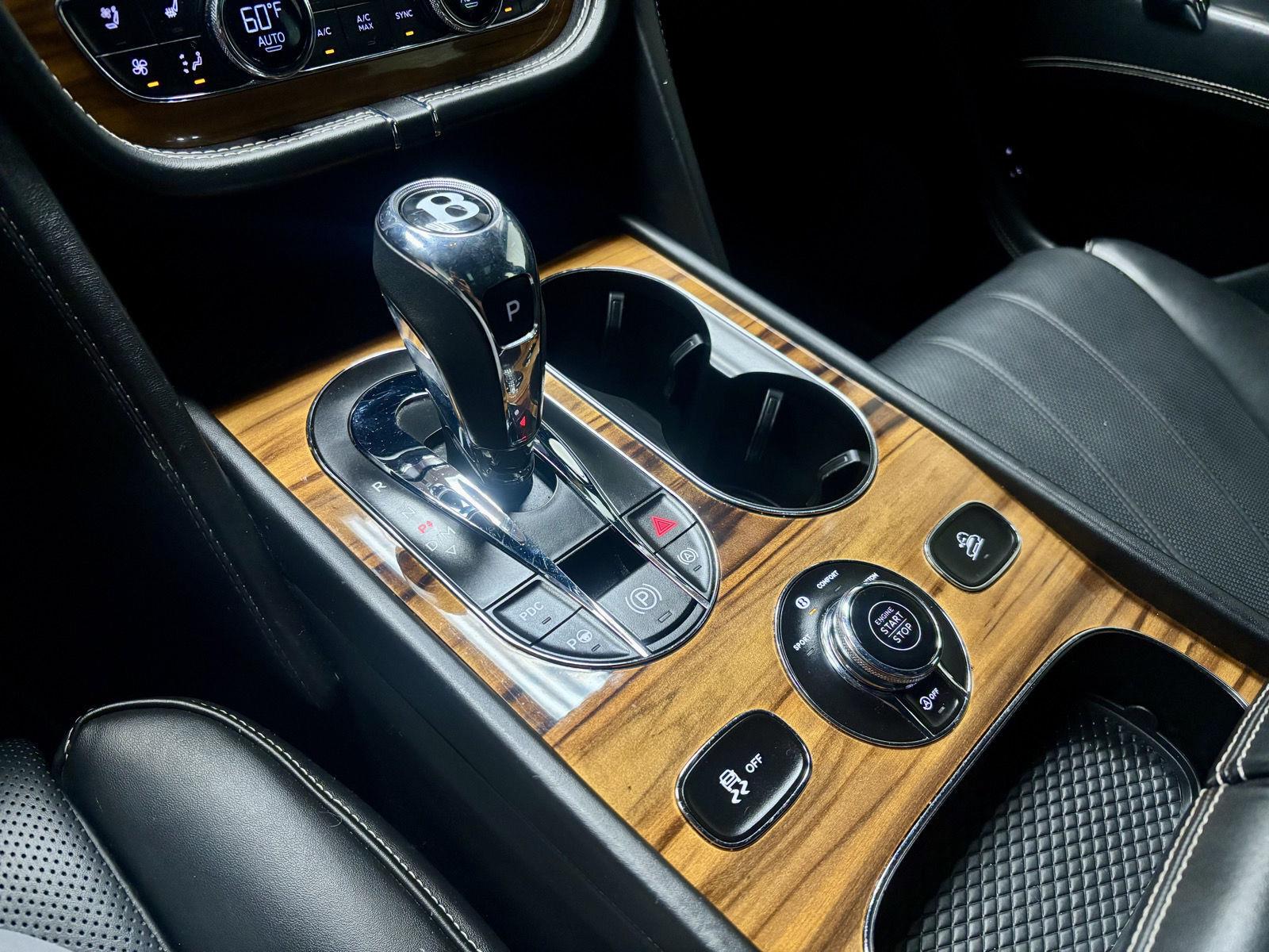 2018 Bentley Bentayga Base - Photo 31