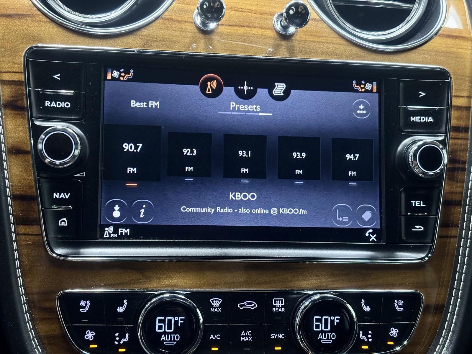 2018 Bentley Bentayga Base - Photo 38