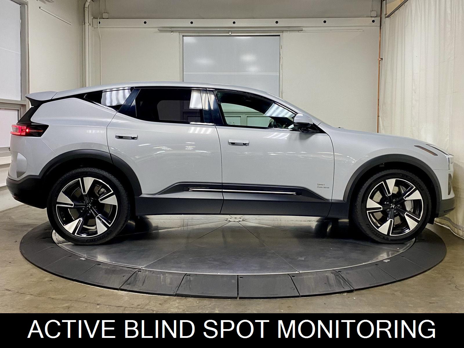 2025 Polestar 3 - Photo 10