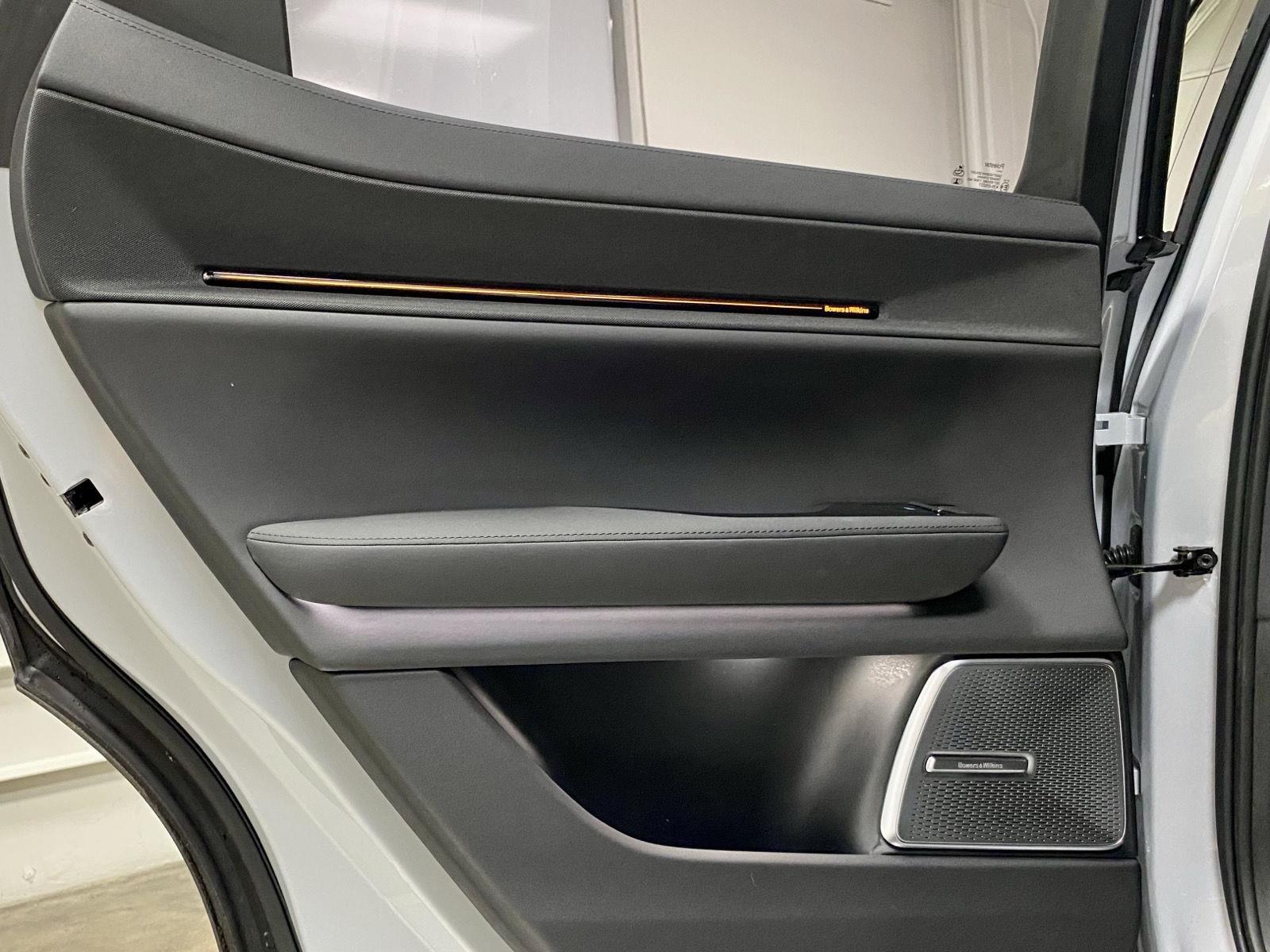 2025 Polestar 3 - Photo 17