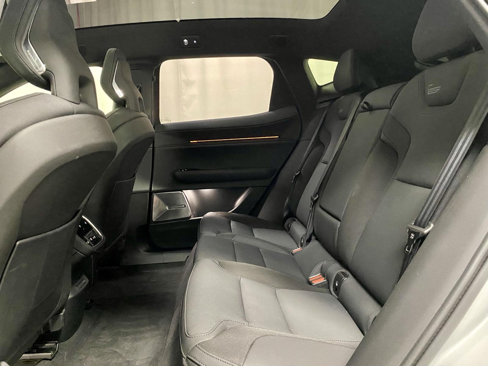 2025 Polestar 3 - Photo 18