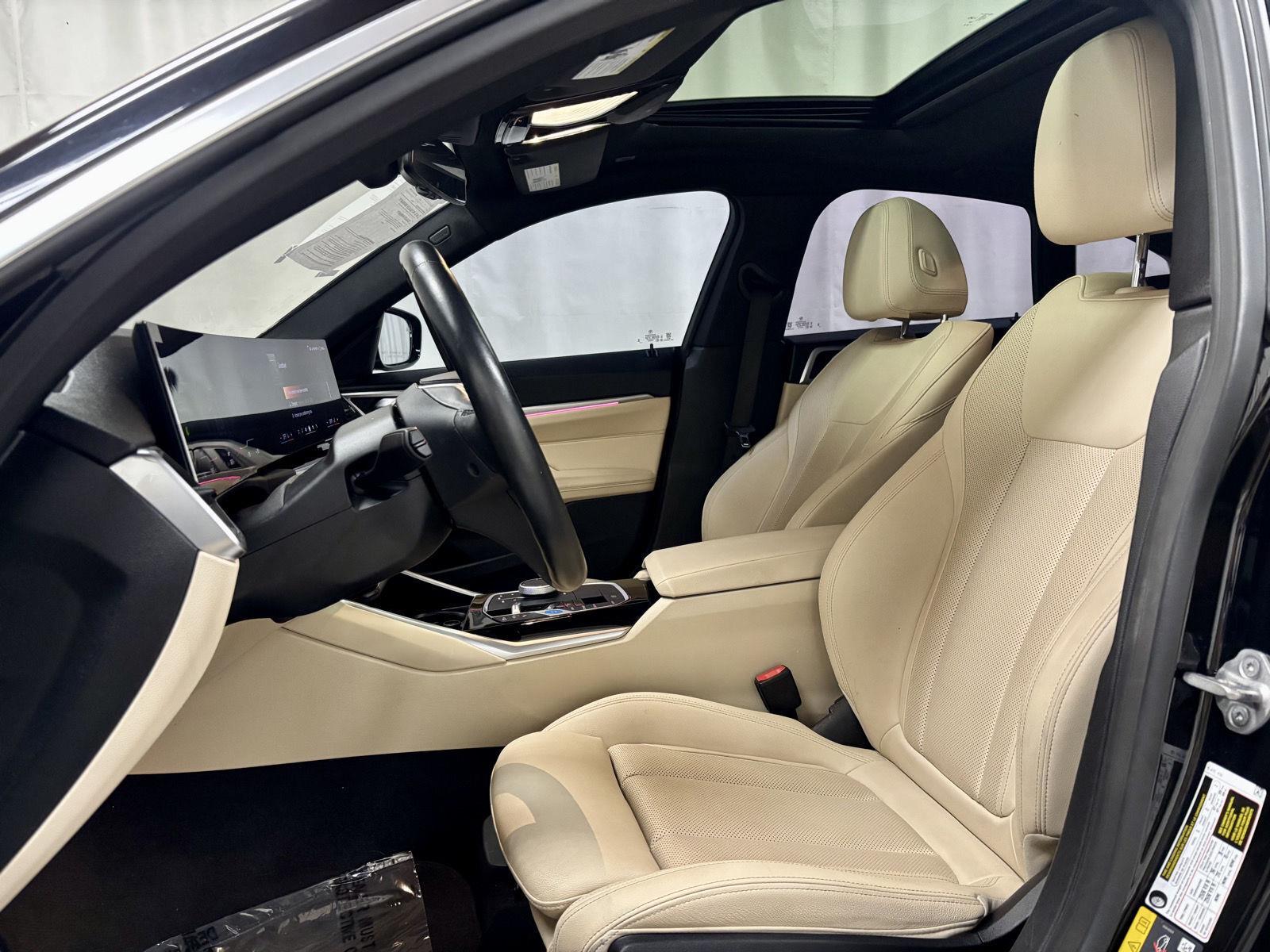 2024 BMW i4 35 - Photo 17