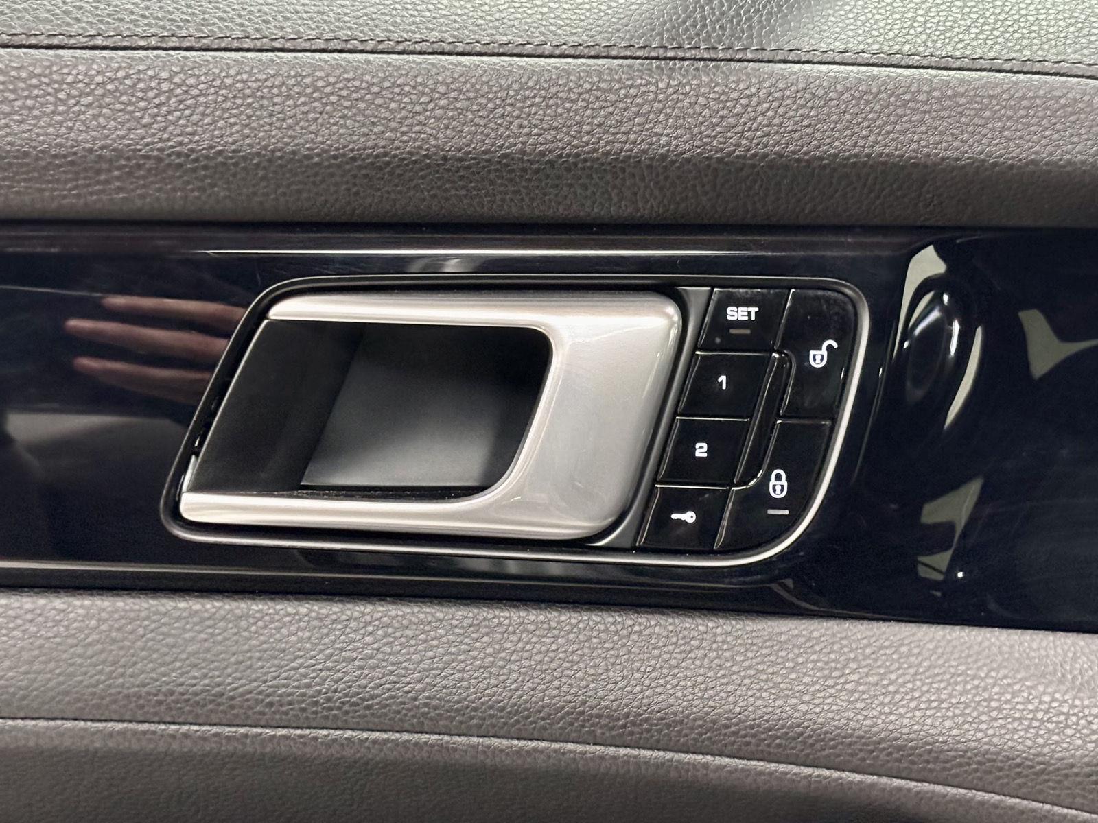 2018 Porsche Panamera 4 E-Hybrid - Photo 15