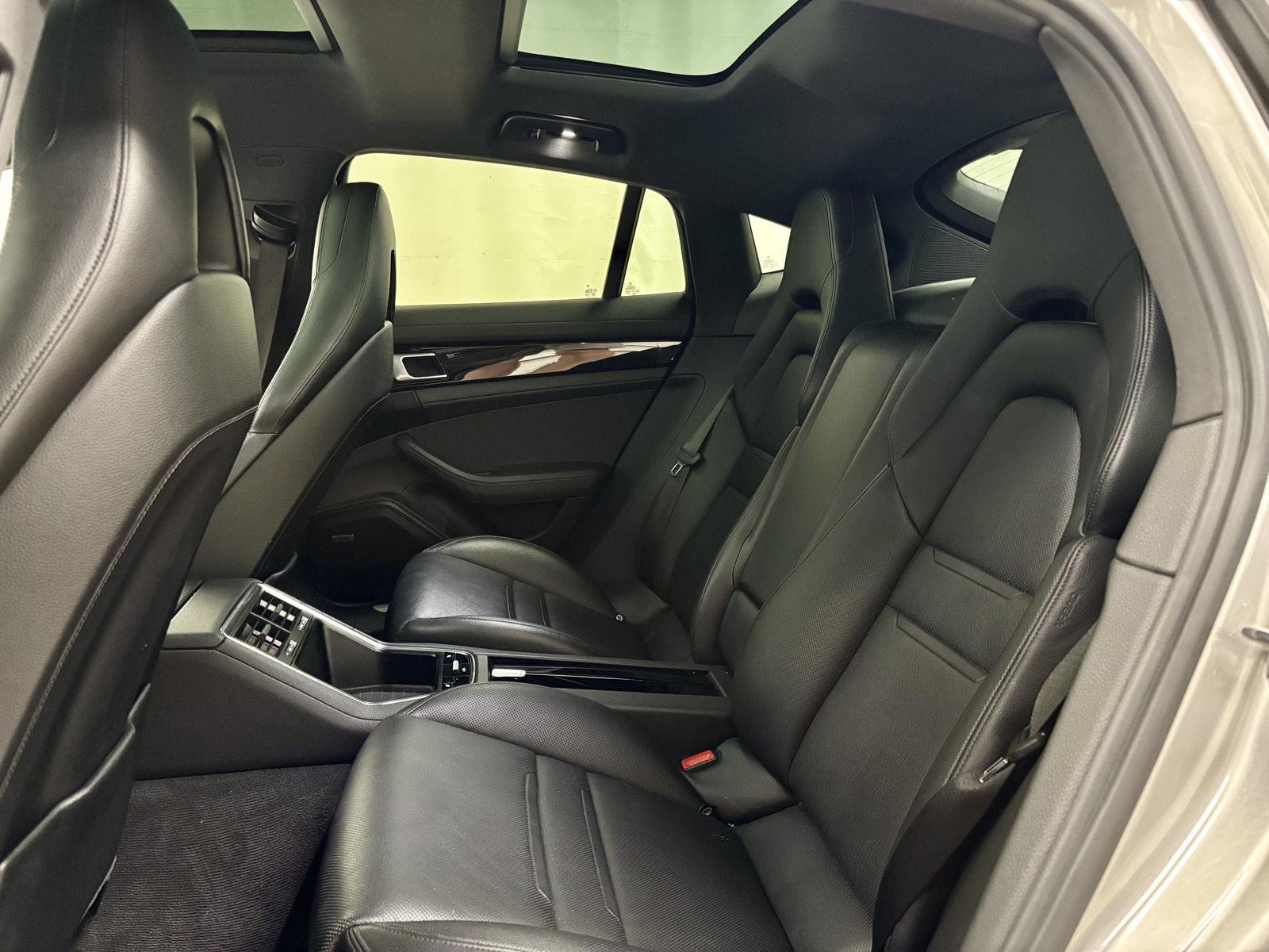 2018 Porsche Panamera 4 E-Hybrid - Photo 21