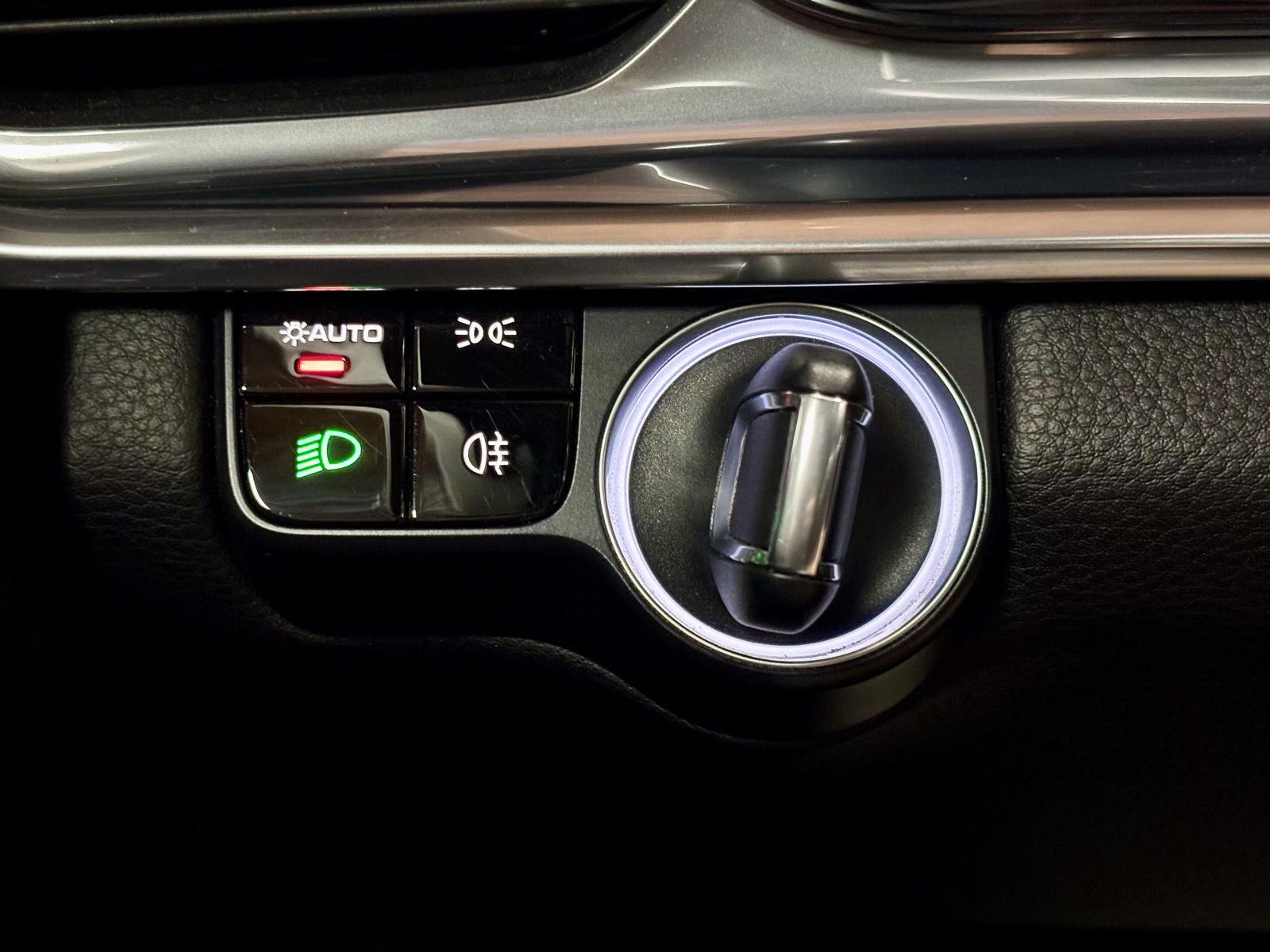 2018 Porsche Panamera 4 E-Hybrid - Photo 29