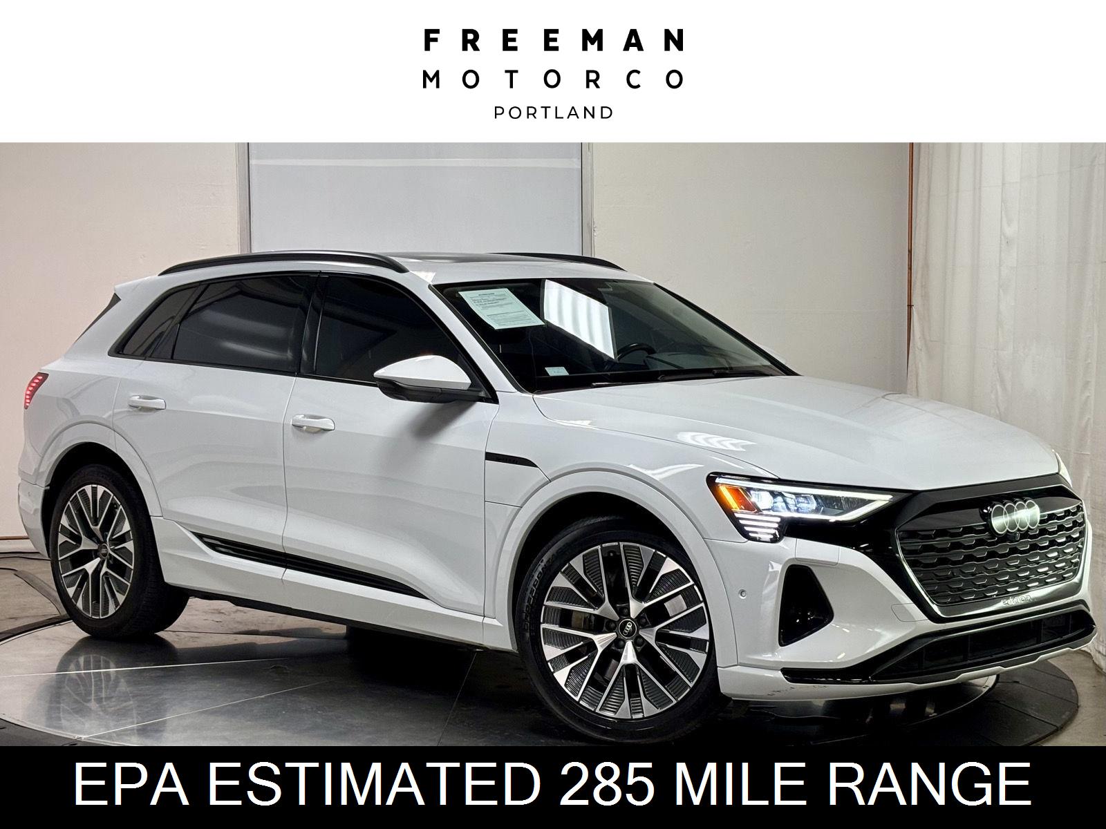  2024 Audi Q8 e-tron quattro Premium Plus AWD   