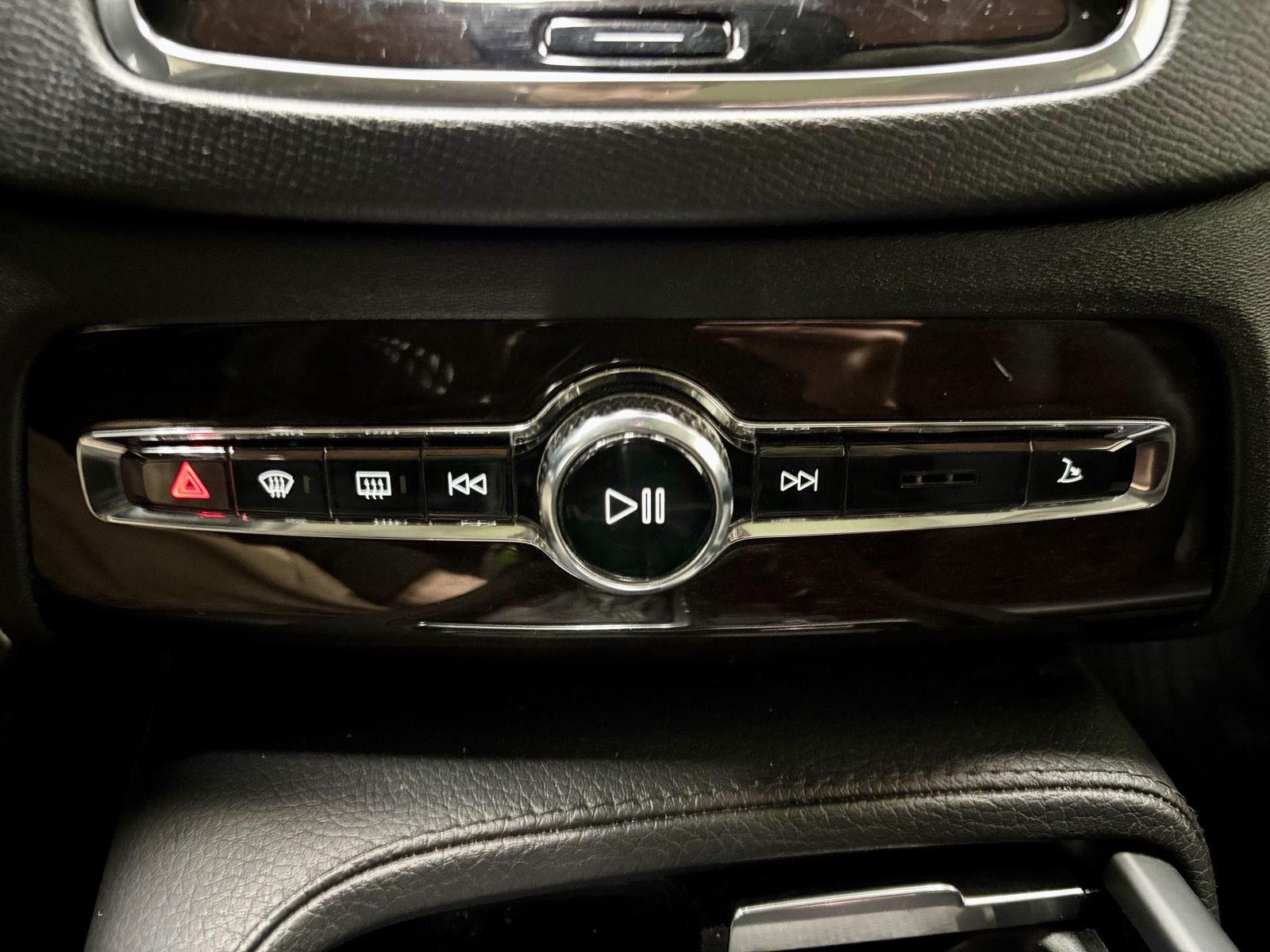 2019 Volvo XC90 Momentum - Photo 33