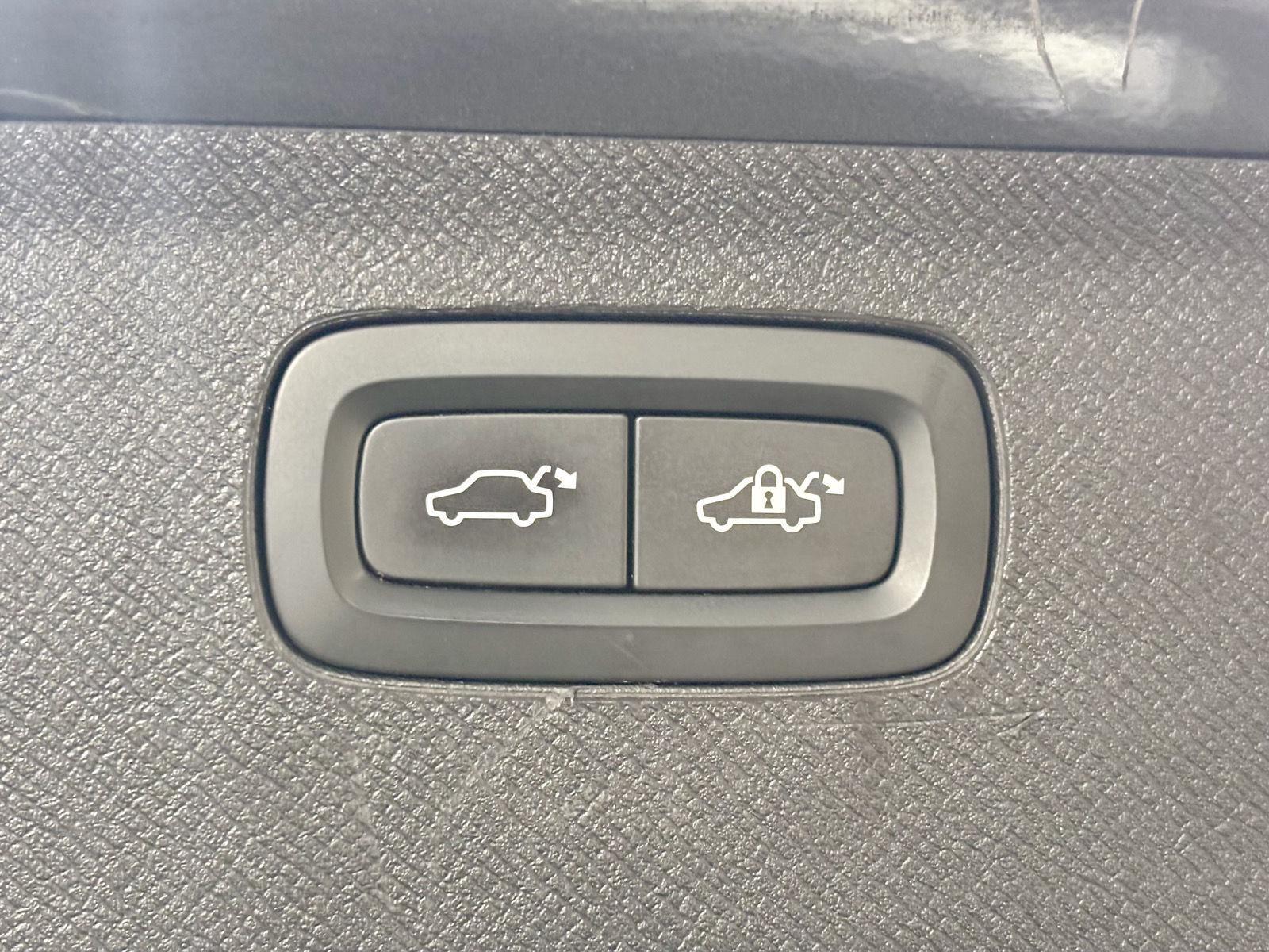 2019 Volvo XC90 Momentum - Photo 44