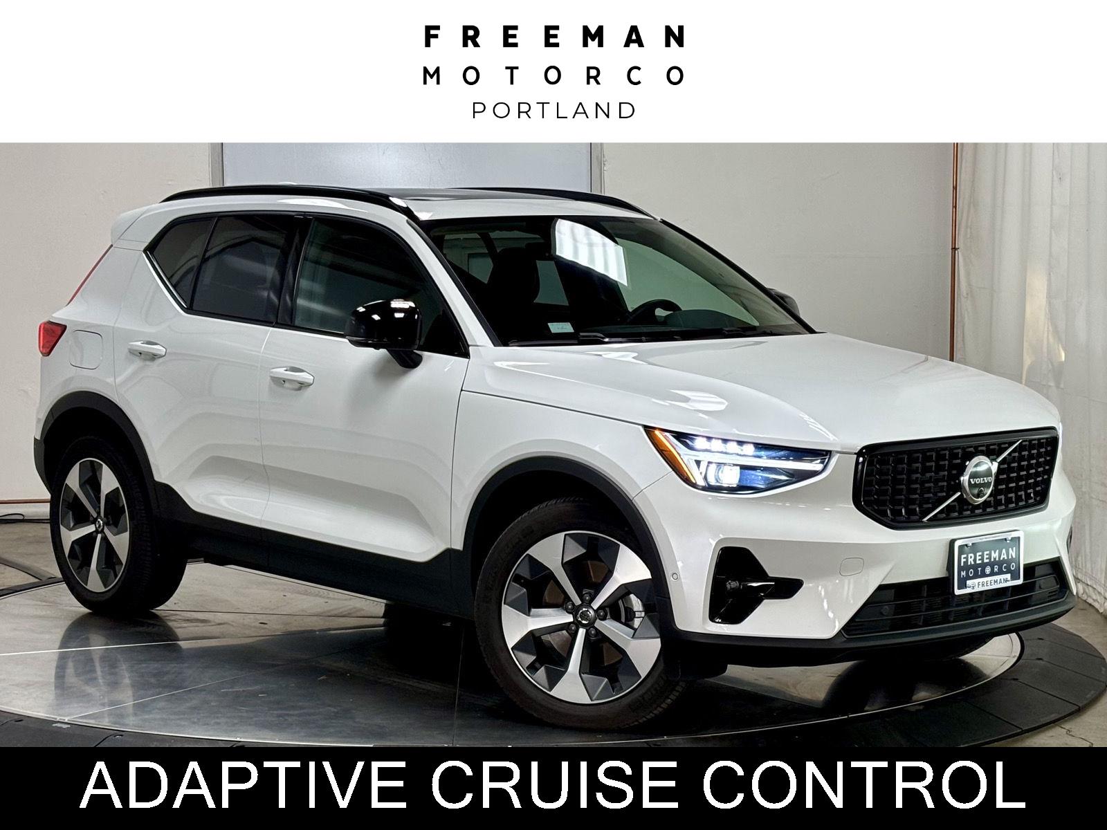 Crystal White 2026 Volvo XC40 SUV / Crossover All-Wheel Drive Automatic