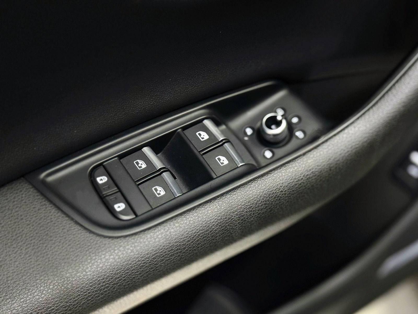 2022 Audi Q7 Premium Plus photo 7