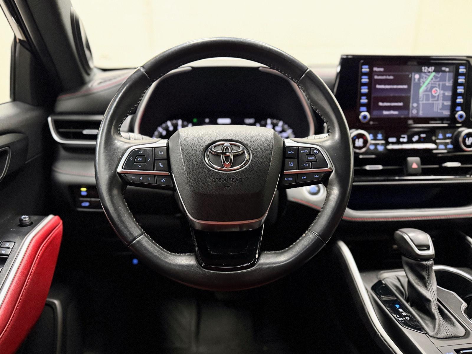 2021 Toyota Highlander XSE photo 21