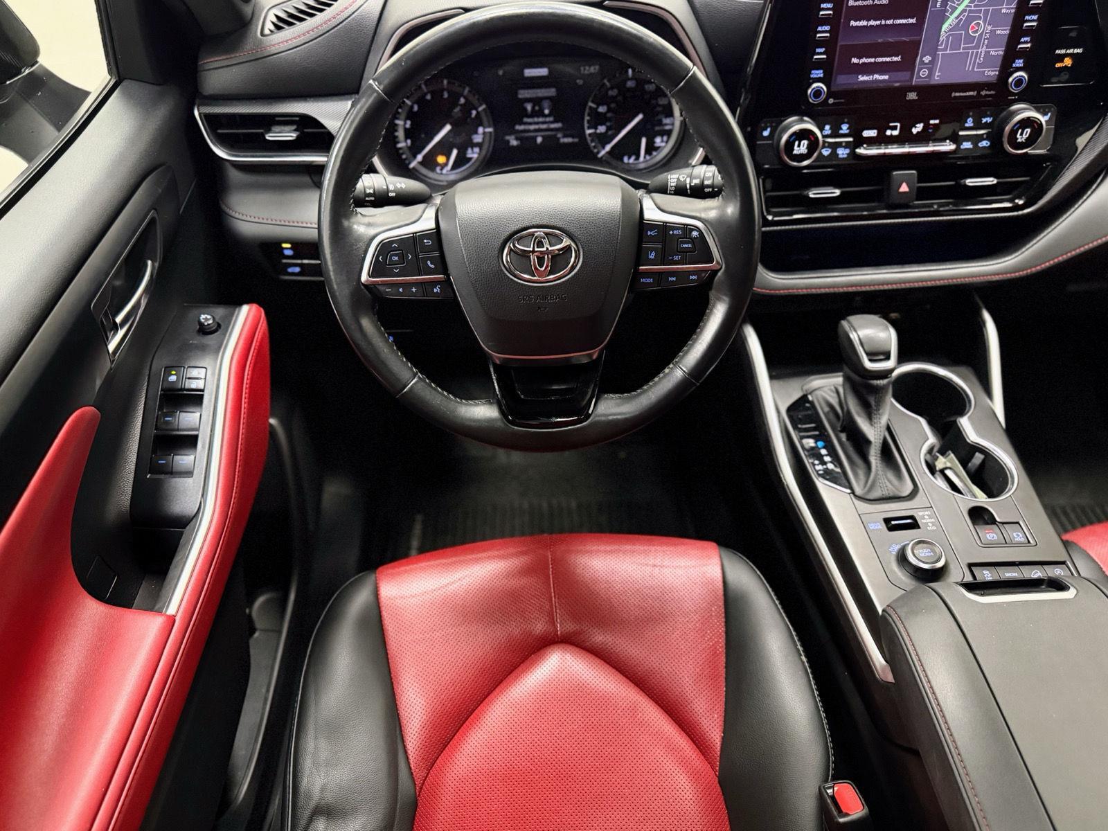 2021 Toyota Highlander XSE photo 4