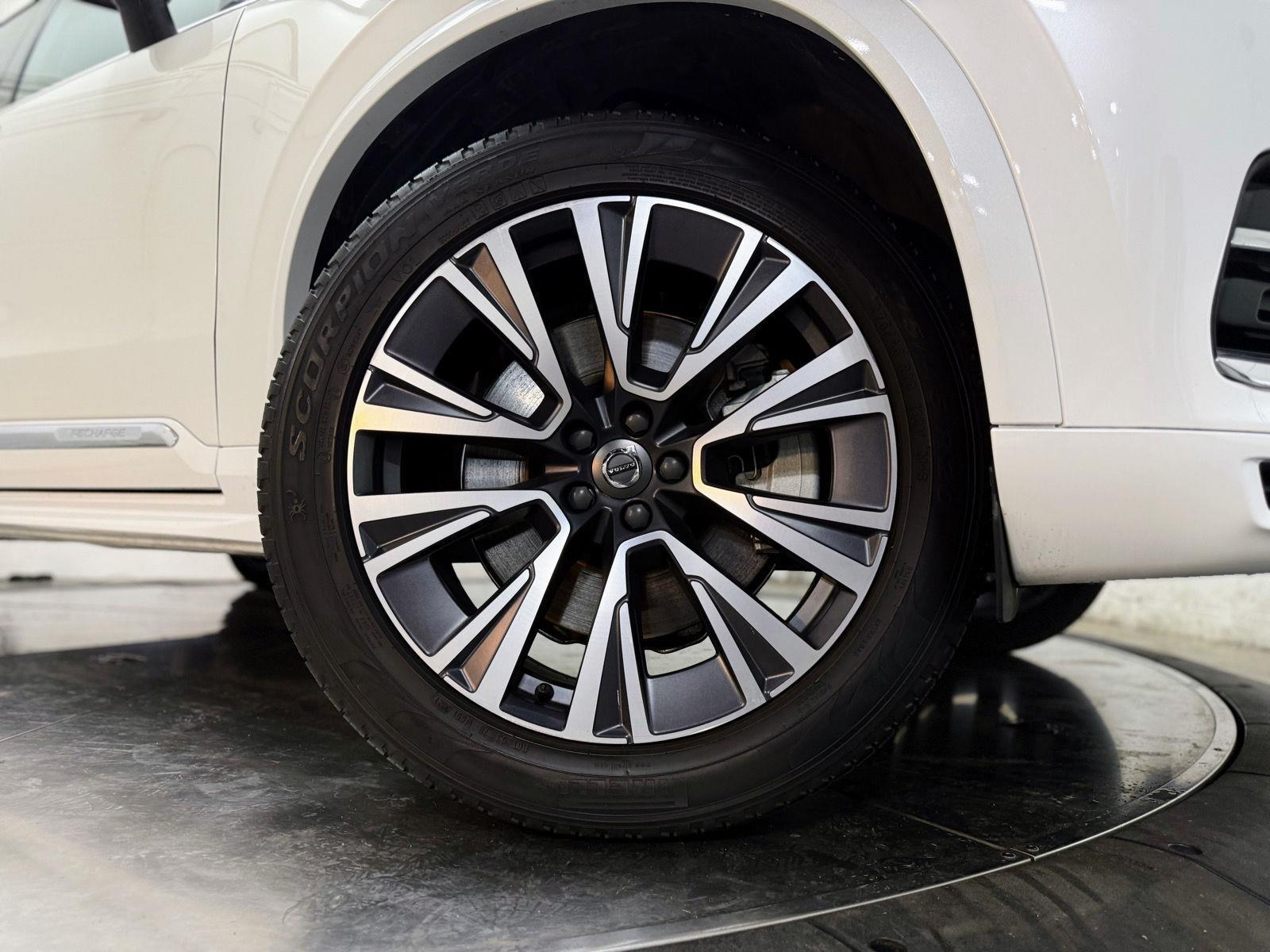 2022 Volvo XC90 Recharge Expression photo 12