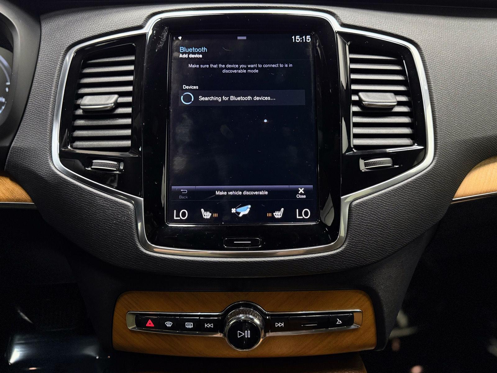2022 Volvo XC90 Recharge Expression photo 25