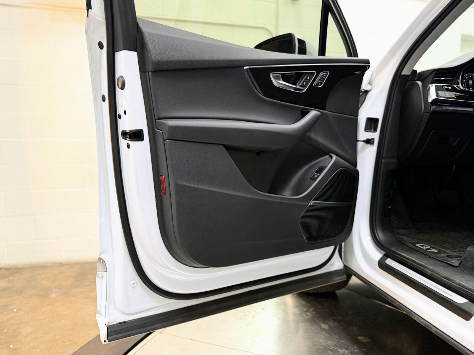 2021 Toyota Highlander XSE photo 60