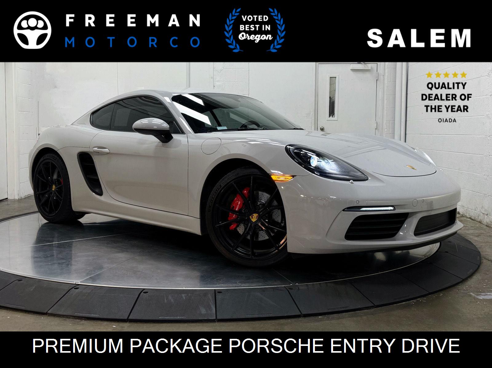 2024 Porsche Cayman photo 31