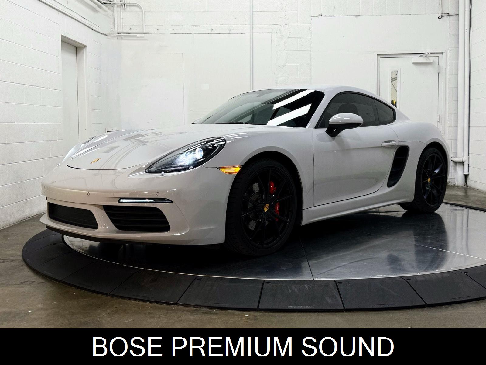 2024 Porsche Cayman photo 33