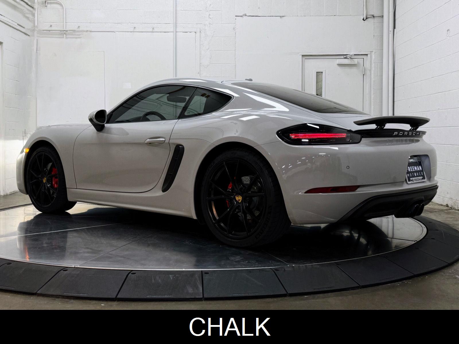 2024 Porsche Cayman photo 35