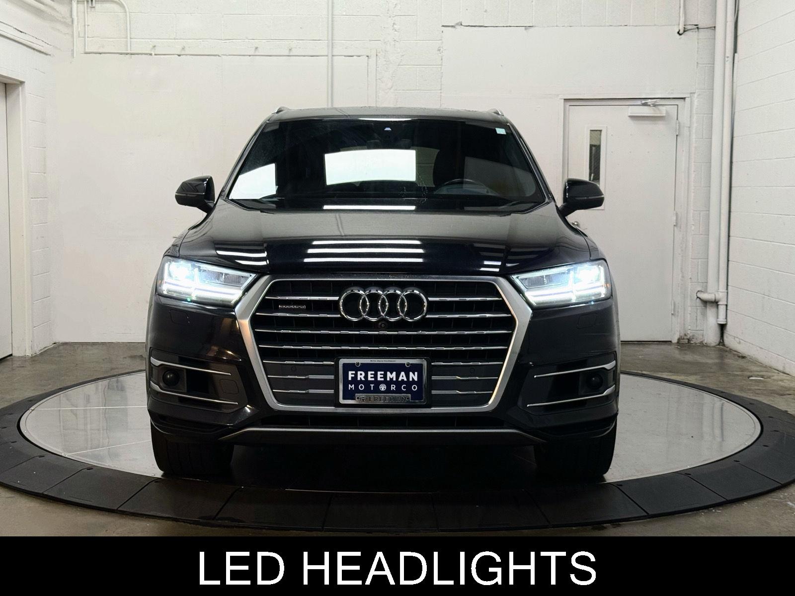 2019 Audi Q7 Prestige Premium photo 4