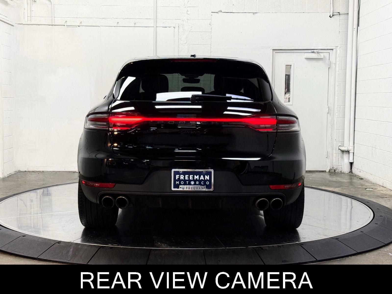 2021 Porsche Macan S photo 2