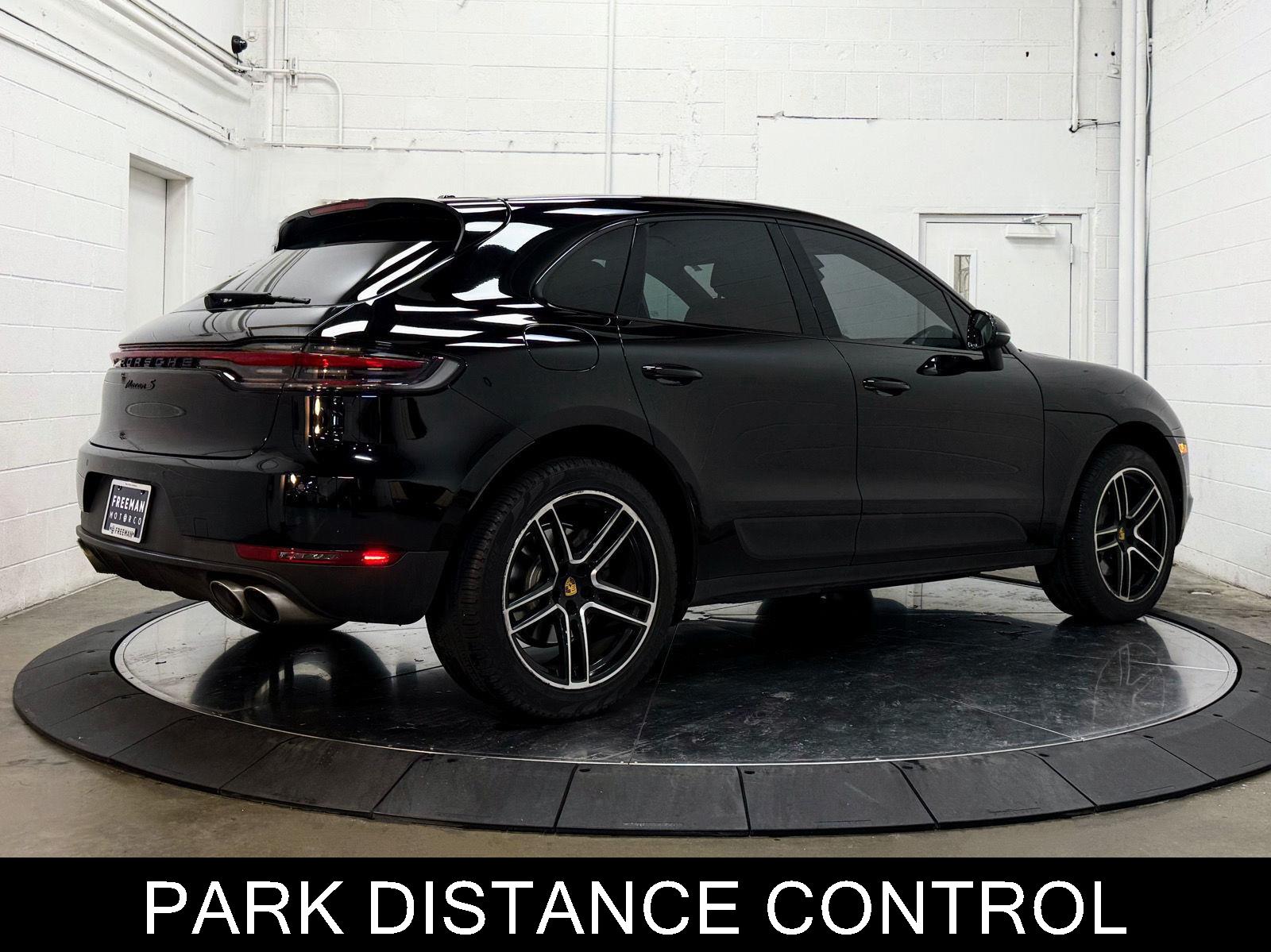 2021 Porsche Macan S photo 3