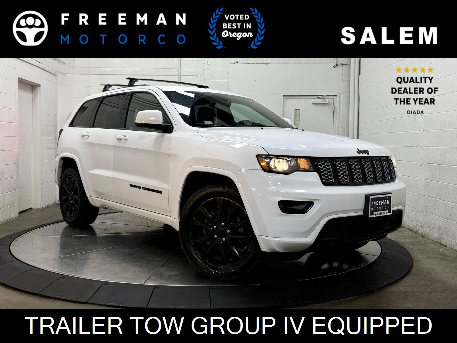 Bright White Clearcoat 2017 Jeep Grand Cherokee Altitude 4WD SUV / Crossover Four-Wheel Drive 8-Speed Automatic