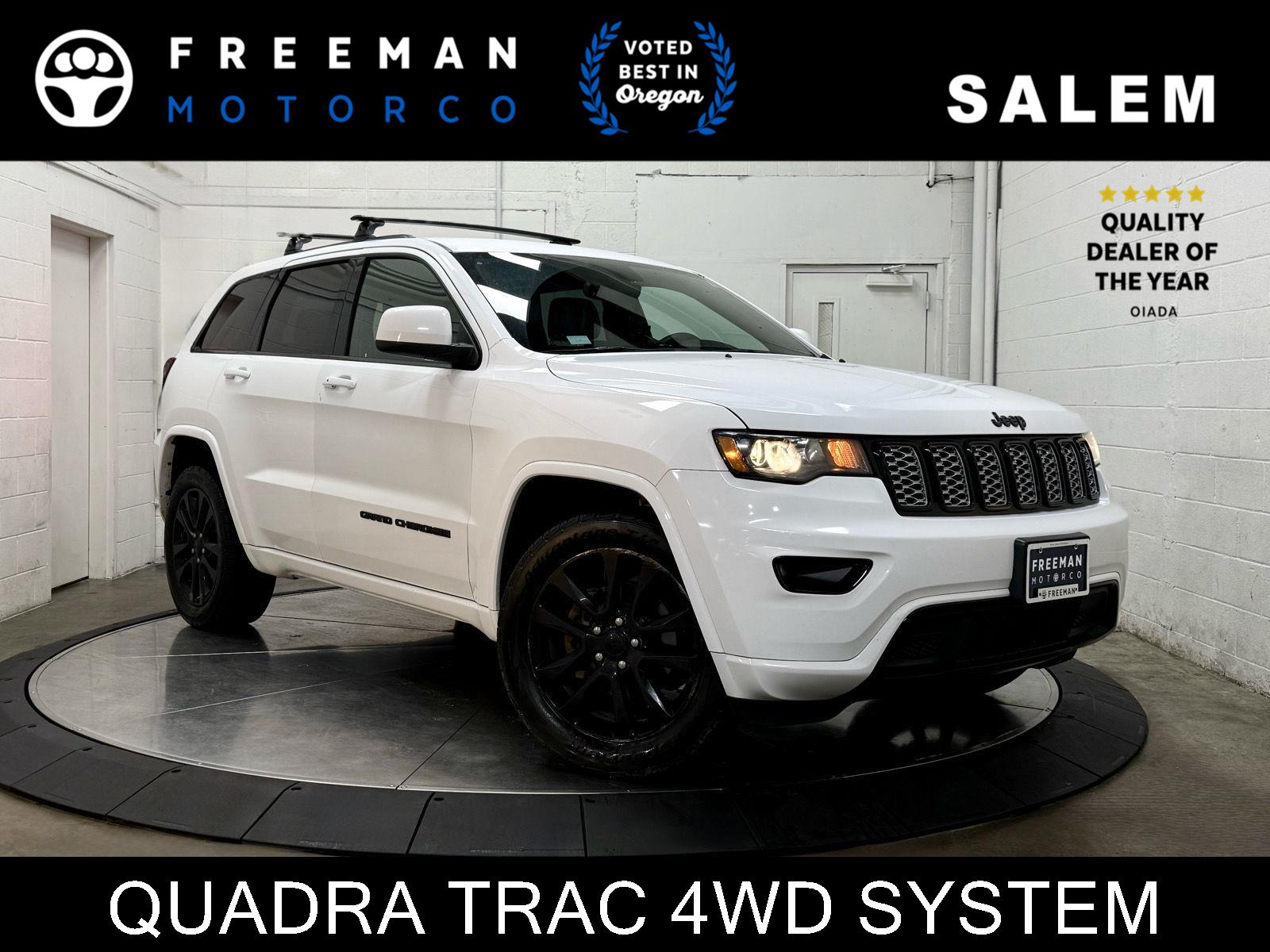 Bright White Clearcoat 2017 Jeep Grand Cherokee Altitude 4WD SUV / Crossover Four-Wheel Drive 8-Speed Automatic