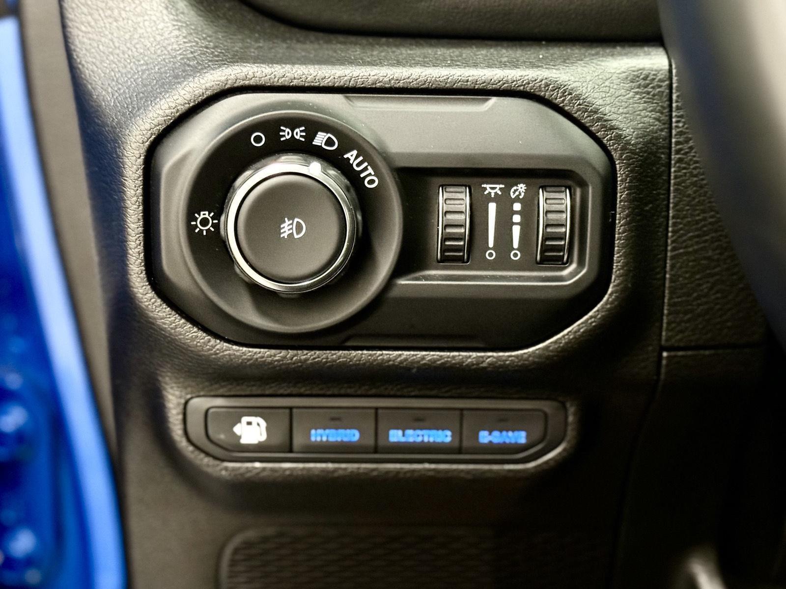 2022 Jeep Wrangler Unlimited Sahara 4XE - Photo 15