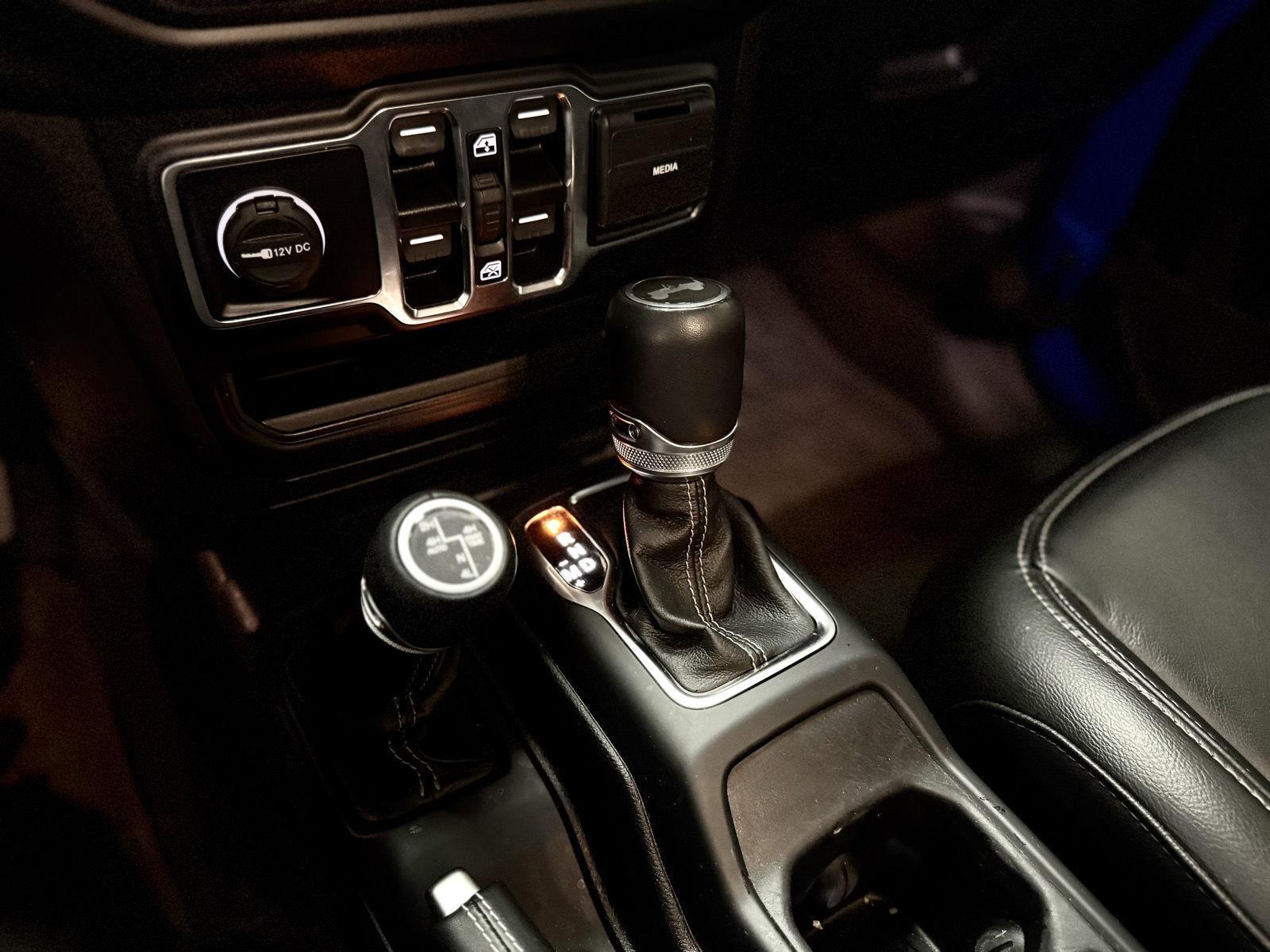 2022 Jeep Wrangler Unlimited Sahara 4XE - Photo 20