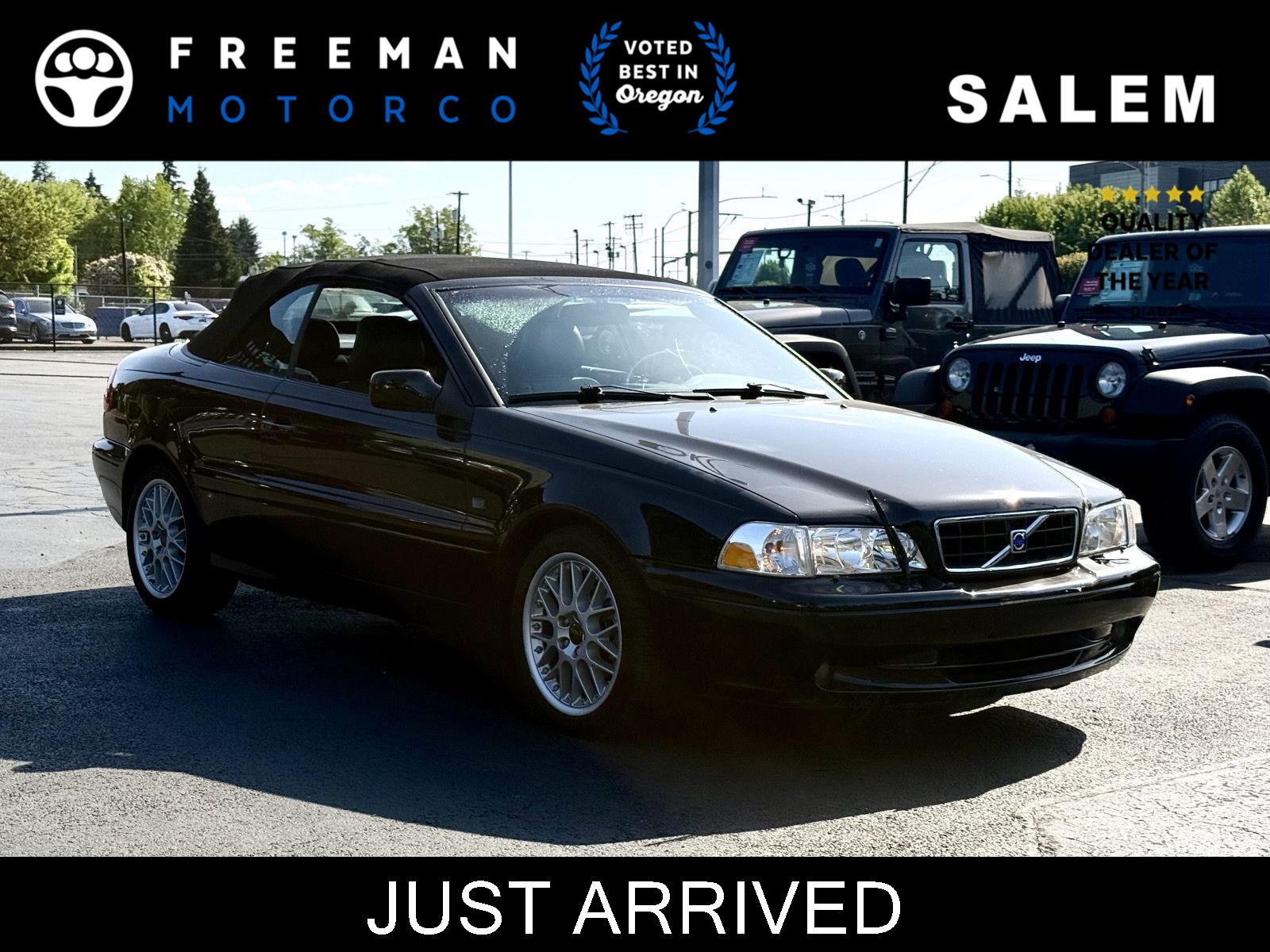 Blue 2004 Volvo C70 HPT Turbo Convertible Convertible Front-Wheel Drive Automatic