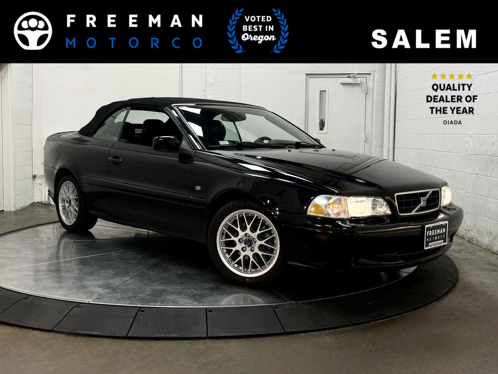 Blue 2004 Volvo C70 HPT Turbo Convertible Convertible Front-Wheel Drive Automatic