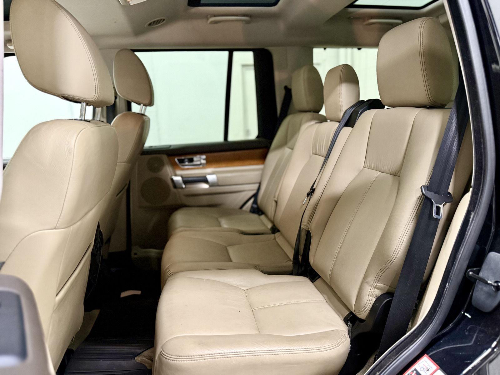 2014 Land Rover LR4 Base - Photo 17