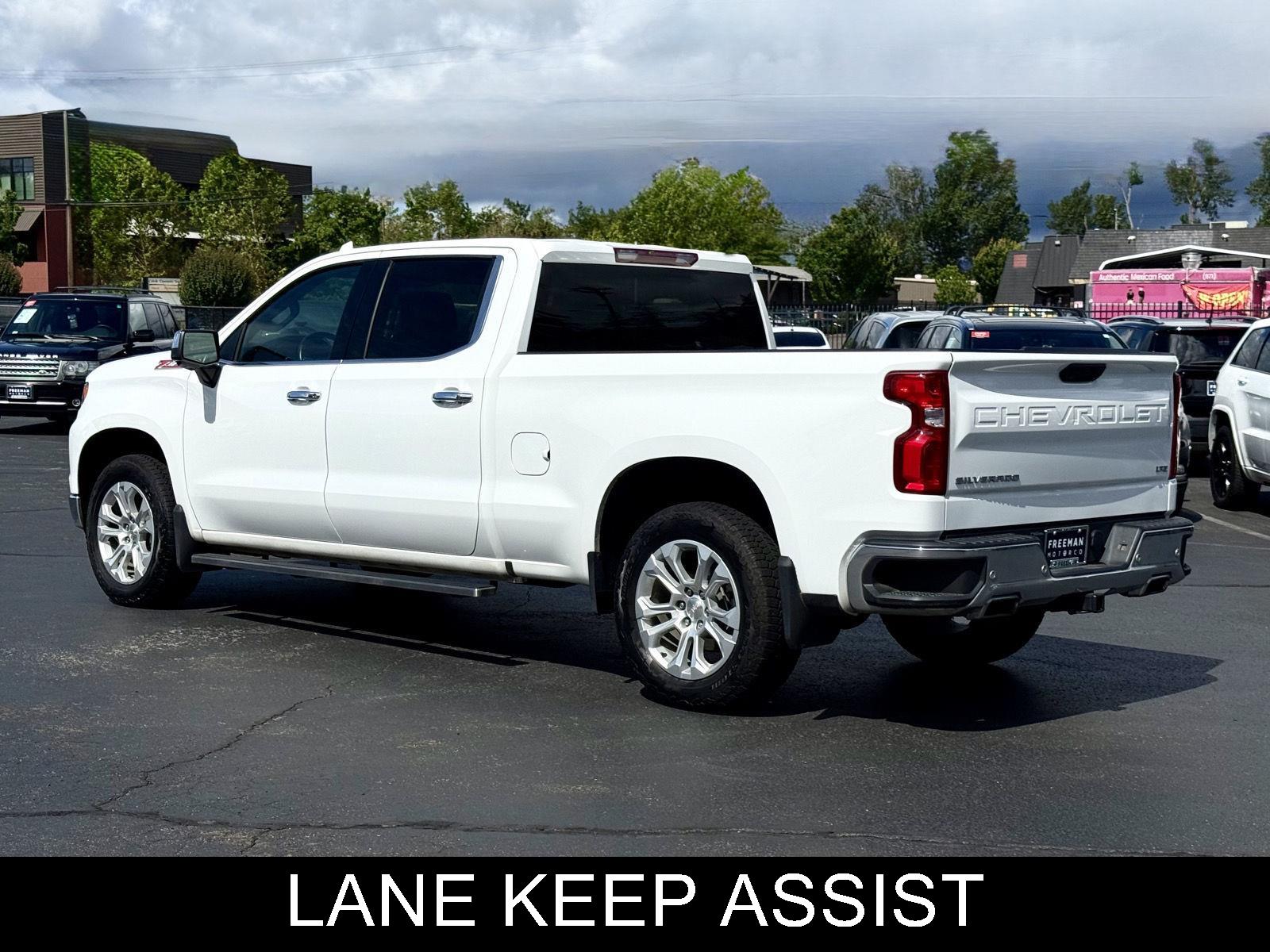 View vehicle photo 6